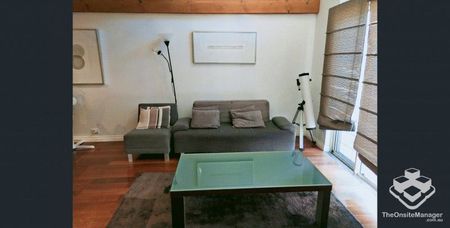 Fully Furnished Unit - Photo 4