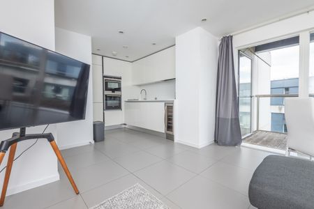 1 Bed Flat, Dance Square, EC1V - Photo 2