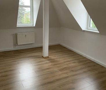 Individuelle Wohnung zum WohlfÃ¼hlen in der Mansarde! - Photo 4