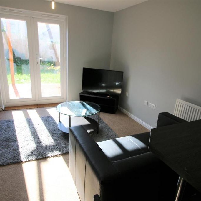 2 bedroom private hall to rent - Photo 1