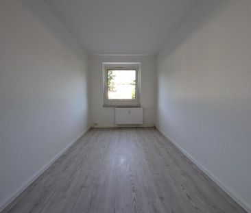 Jetzt besichtigen! Barrierearme 3-Raum-Wohnung mit Tageslichtbad - Foto 1
