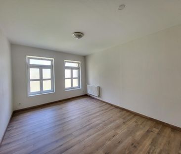 Location Appartement 4 pièces 67m² ST OMER 62500 - Photo 2