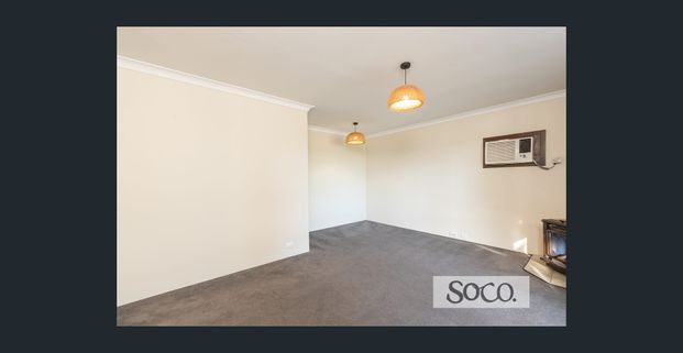 Comfortable Family Home in a Prime Safety Bay Location - Photo 1