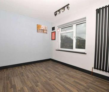 Reeve Road, Reigate, Surrey, RH2 - Photo 4