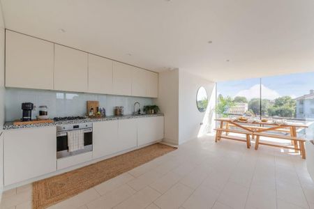 3 bedroom flat to rent - Photo 5