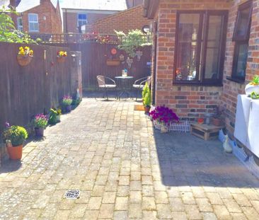 1 bedroom end of terrace house to rent - Photo 1