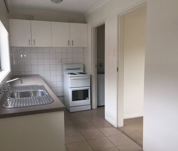 3/29 Caroline Street, Hawthorn East VIC 3123 - Photo 2