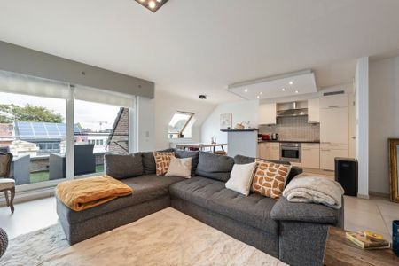 GEMEUBELD APPARTEMENT MET 2 SLAAPKAMERS TE HUUR IN HET HARTJE VAN SINT-TRUIDEN - Photo 2