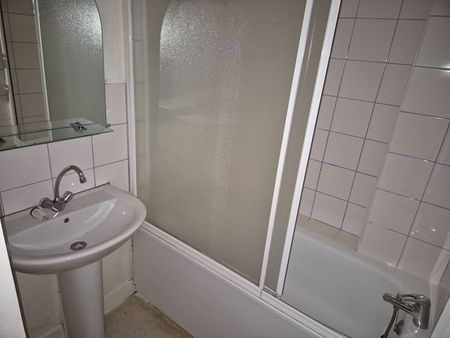 A LOUER Appartement 50000 Saint-Lô 3 pièce(s) 45.77 m² - Photo 2