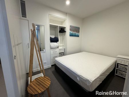 B611/75 Shortland Esplanade, Newcastle, NSW 2300 - Photo 4