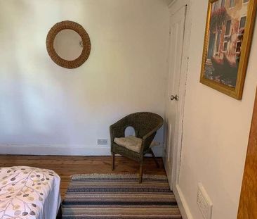 Paget Rise, London, SE18 - Photo 5