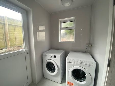 Bertram Street - Photo 2