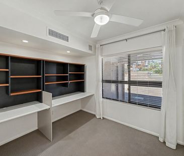 Water Views from Fabulous Townhouse - Photo 2