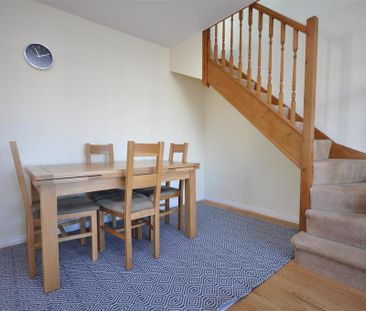 3 bedroom semi-detached bungalow to rent - Photo 6