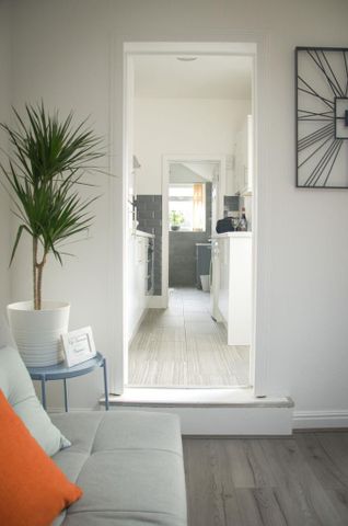 4 bedroom terraced house to rent - Photo 2