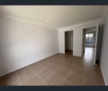 17A/1 Market Street, Tahmoor, NSW 2573 - Photo 2