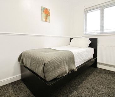 2 bedroom maisonette to rent - Photo 3