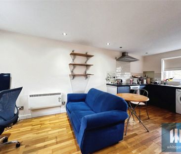 Clare Court, Prescott Street, Halifax, HX1 - Photo 2