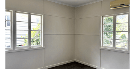 Beautifully Renovated Home in Holland Park - Photo 3