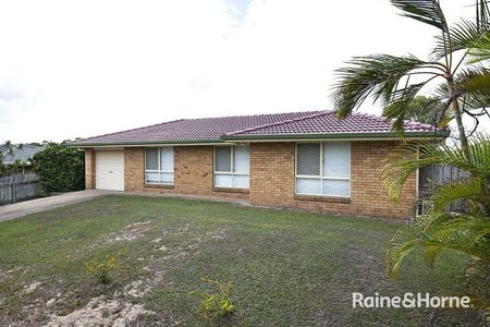 FAMILY HOME IN CENTRAL LOCATION - **RENT WILL INCREASE TO $680.00 PER WEEK FROM 25 AUGUST 2026** - Photo 5