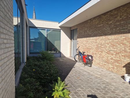Appartement - Te huur - Photo 2