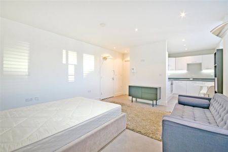 Blackburn Road - Photo 2