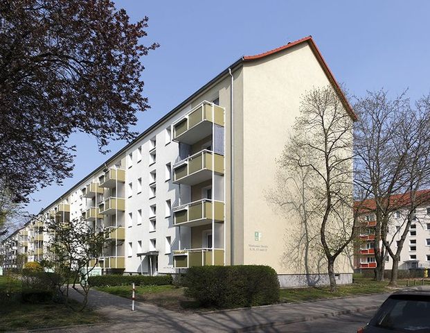 2-Raum-Wohnung Moskauer Straße 11 - Photo 1