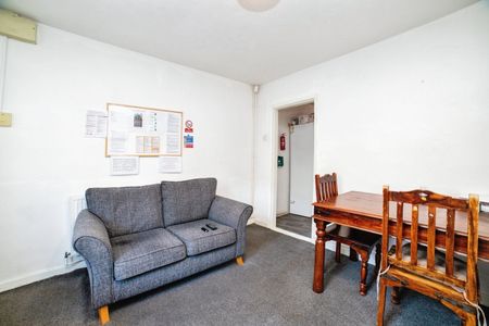 George Street - Photo 3