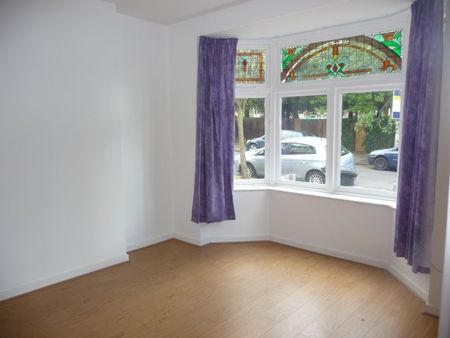 2 Bed - Westcotes Drive, Leicester, - Photo 2