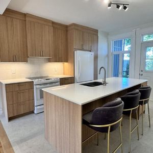 4 1/2 - Montréal (Centre-Sud) - 1 950 $/mois - Photo 2