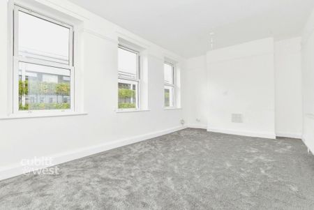 2 bedroom maisonette to rent - Photo 2