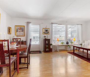 Gavottvägen, Kungsängen - Foto 1