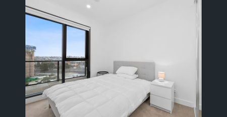 Luxury Apartment Living - Photo 3