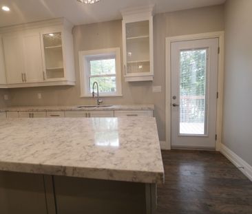 For Lease - 49 Centre Street, Clarington, Ontario - Photo 5