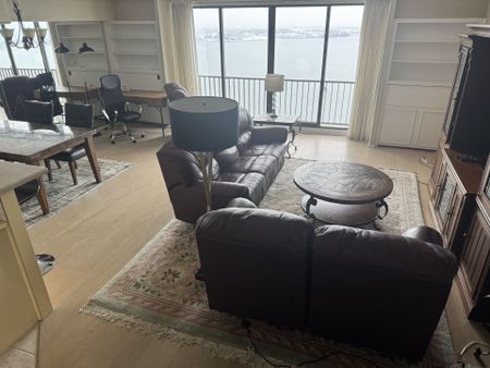 For Lease - 33 HARBOUR Square Unit# 3221, Toronto, Ontario - Photo 3