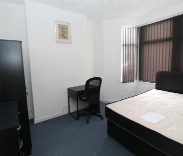 4 bedroom house to rent - Photo 4