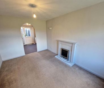 2 bedroom end of terrace house to rent - Photo 1