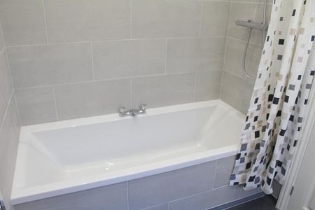 2 bedroom cottage to rent - Photo 3