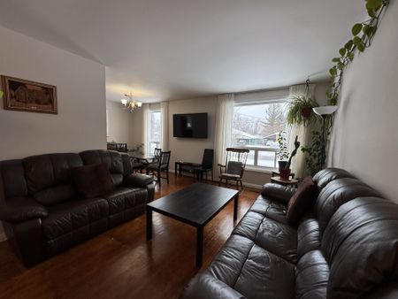 For Lease - 6 Bailey Crescent Unit# #Main Floor, Aurora, Ontario - Photo 2