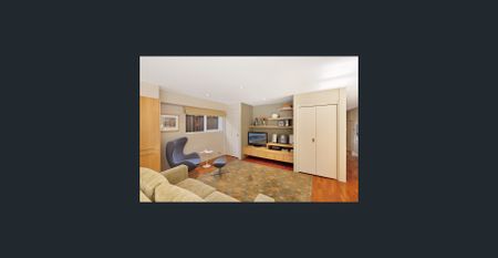 Pet Friendly Family Home In a Quiet Location With a Private Entertaining Area And Pool - Photo 4