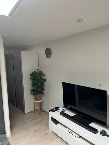 Te huur: Kamer Herenwal in Heerenveen - Photo 2