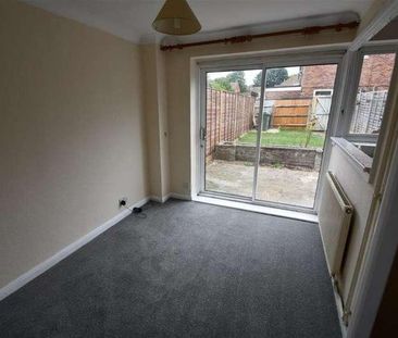 Bedroom Terraced House In Guildford, GU2 - Photo 5