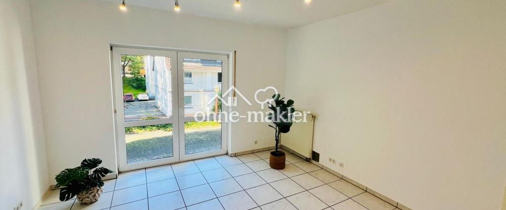 Charmante 3-Zimmer-Wohnung mit neuer Einbauküche & Stellplatz – zentral in Gummersbach-Dieringhausen - Photo 1