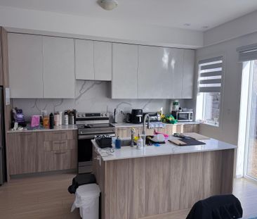 For Lease - 30 Desiree Place, Caledon, Ontario - Photo 6