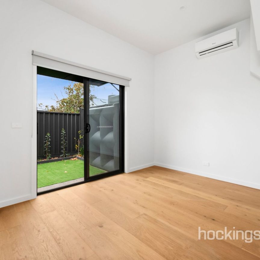 Luxury meets convenience - Photo 1