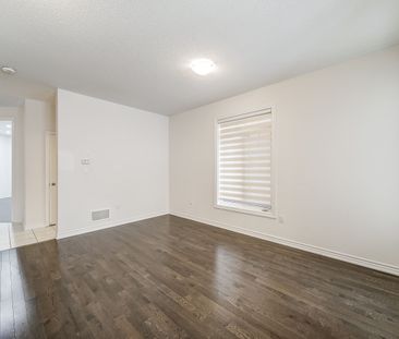 For Lease - 2185 Lozenby Street, Innisfil, Ontario - Photo 1