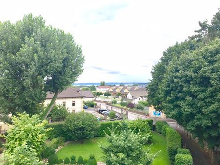 Appartement de 2 pièces situé au 2ème étage - Photo 2