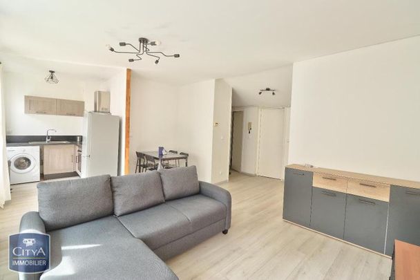 Location Appartement 2 pièces 43m² ST ETIENNE 42100 - Photo 1