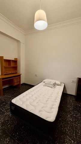 Amplio piso en el centro de Puerto de Sagunto - Foto 3