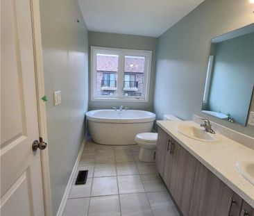 For Lease - 8 Royal Collection Way, Whitby, Ontario - Photo 6